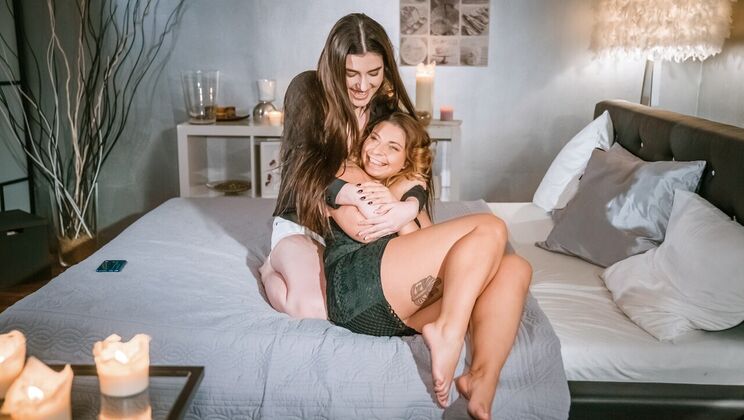 Marry Morrgan and Amy Red's Lesbian Encounter