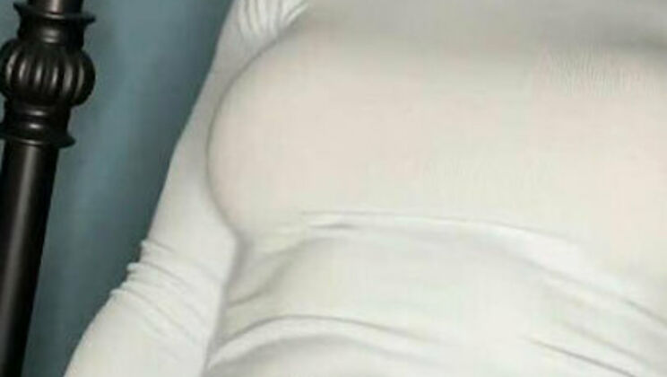 Lucy Hart Gives You Office Pleasure