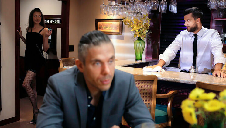 Hot Waiter Adventures