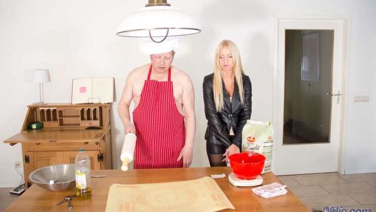 Blonde Teen Slut Gets Fucked