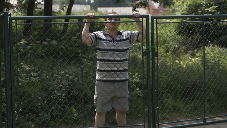 Lucky and Sherman in Naughty Playground Fun