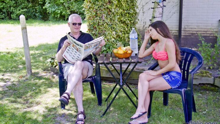 Handjob and Blowjob: Anita's Skills