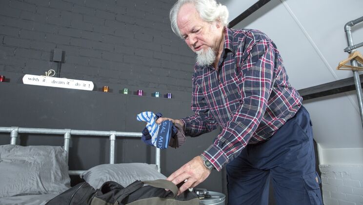 Tera Link's Natural Tits and Pussy