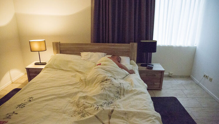 Young and Kissing Love