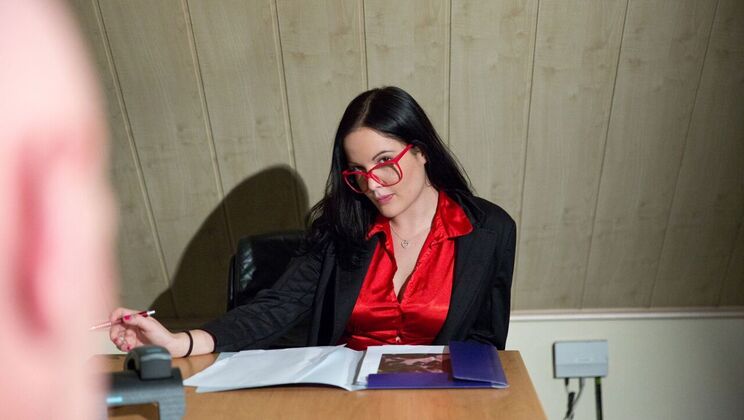 Hugo and Diore's Behind-the-Scenes Fun