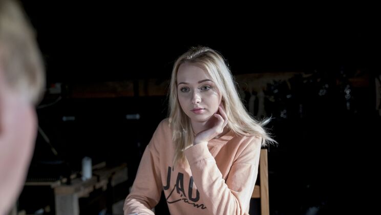 Pussy Licking and Cumshot in Card Game Scene