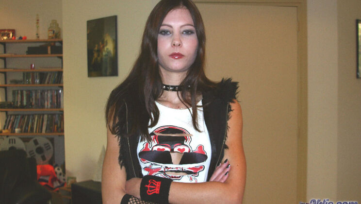 Hot Car Sex with Goldie and Doug - Blowjob & Doggystyle