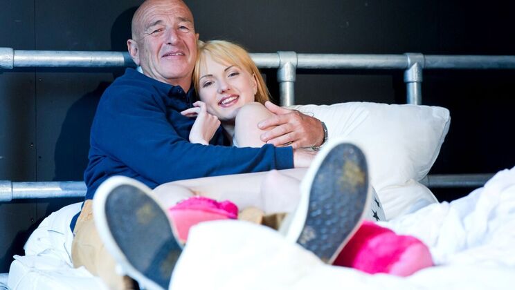 Lexi's Facial Cumshot is Pure Bliss