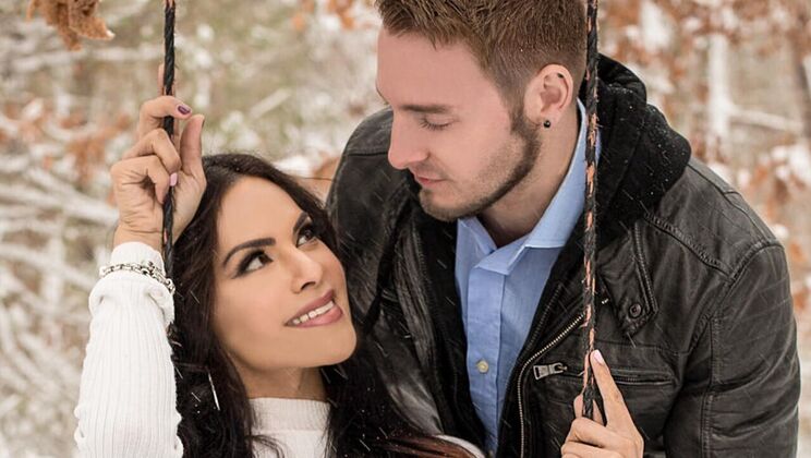 Shemale TS Foxxy Fucks Jake Karhoff