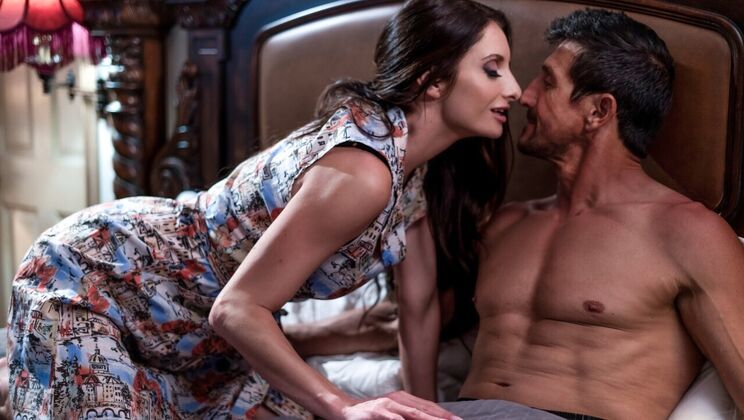 Silvia Saige's Big Tits Blowjob in Office