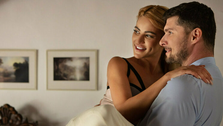 Czech Sex Scene with Kristof Cale and Cherry Kiss