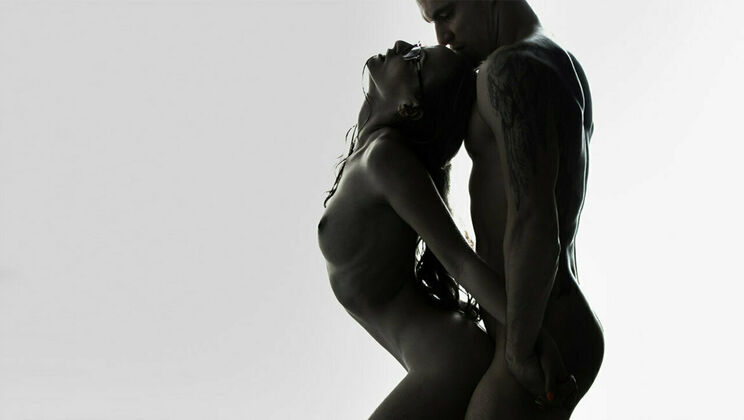 Czech Beauty Lady Bug in Hot Blowjob and Handjob