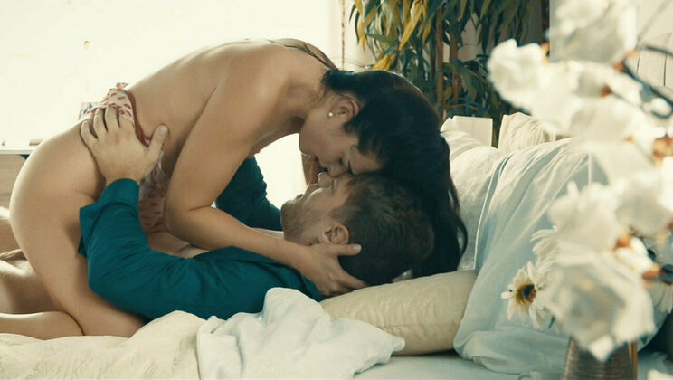 Striptease and Fingering - Lee Anne