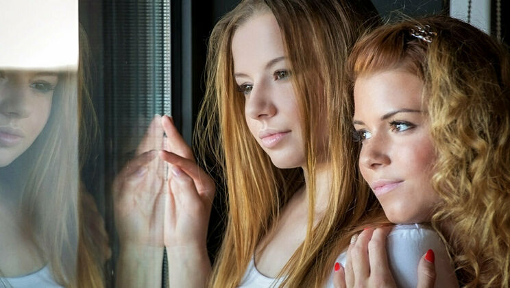 FFM Threesome with European Models and Couple