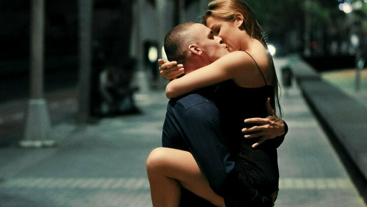 Curly Girl's Wet Adventure