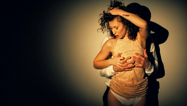 Blowjob and Doggystyle with Brunette Babe Emylia Argan