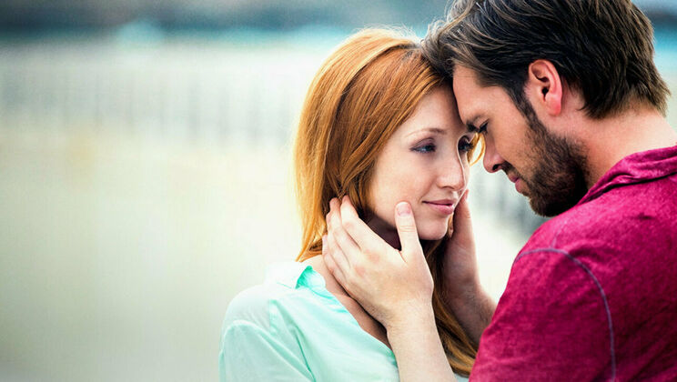 Curly Blonde in The Port for sex