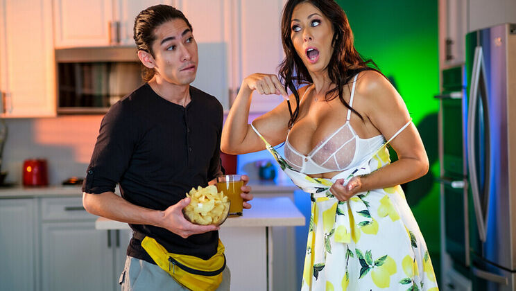 Reagan Foxx and David Lee in a hot MILF fuck session