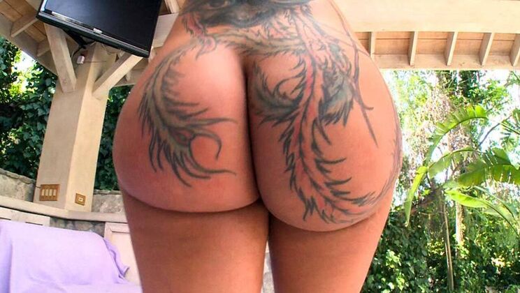 Bella Bellz Big Ass Seduction