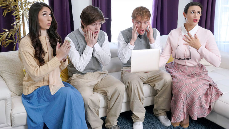 Facial Cumshot on Mature MILF