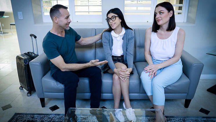 Filthy Rich's MILF Foster Mom in a Cumshot Frenzy