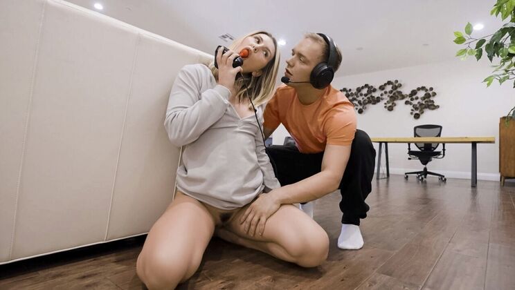 Blonde Bombshell Paige Owens Anal Action