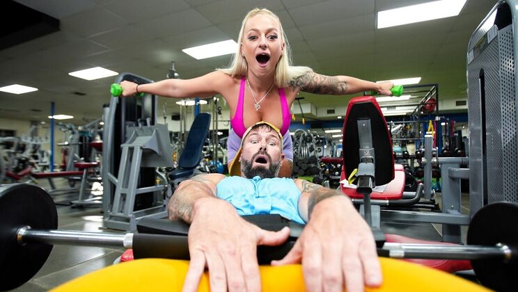 Blonde Bombshell Elana Bunnz Gets Busted!