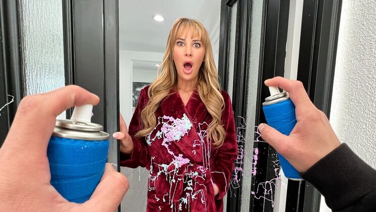 Diego Perez Fucks Skinny Latina