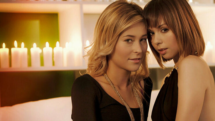 Panties and Nipples - Lola Reve's Striptease