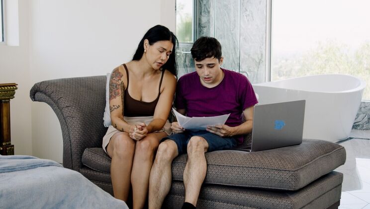 Cumshot on Pussy - Interracial Stepmom Sex