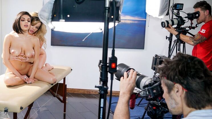 Darcie Dolce & Adriana Sephora: Big Tits Lesbian Encounter