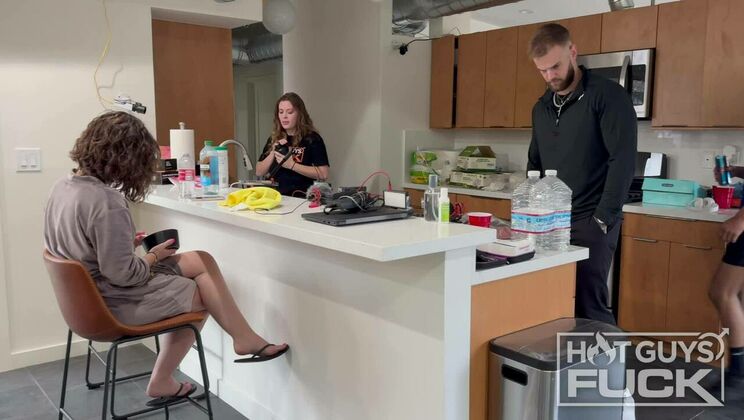 Hunky Home: Hot Day Five