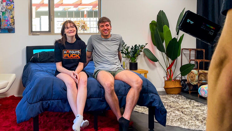 Sammy Scott Licks Pussy of Russian Stud in Erotic Scene