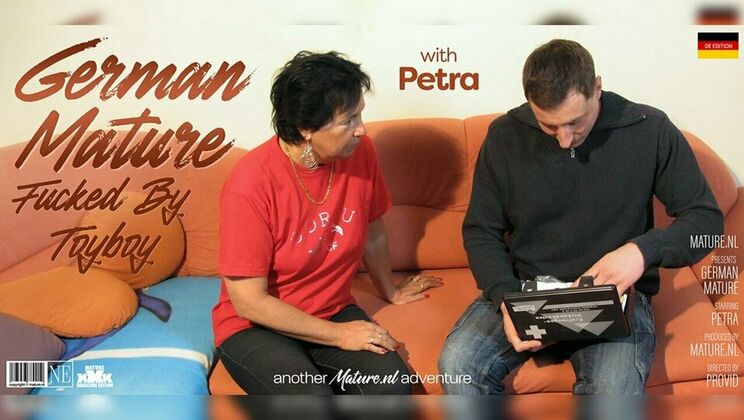 Blowjob and Hardcore Action with Mature Petra