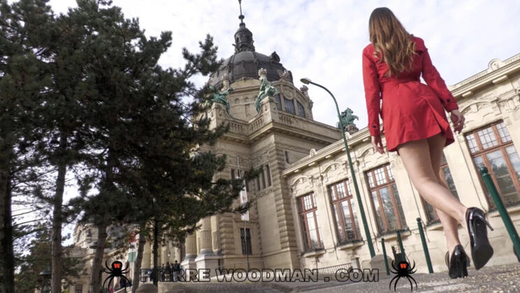 Latina Bombshell Esa Dicen - Hotel Room Sex