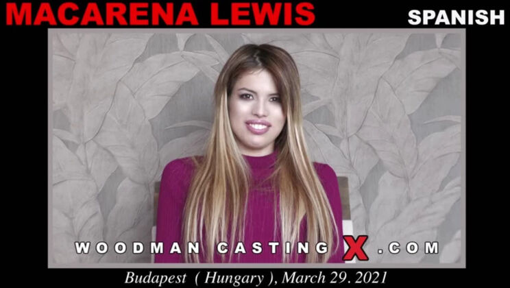 Young Latina Macarena Lewis Piercing Striptease