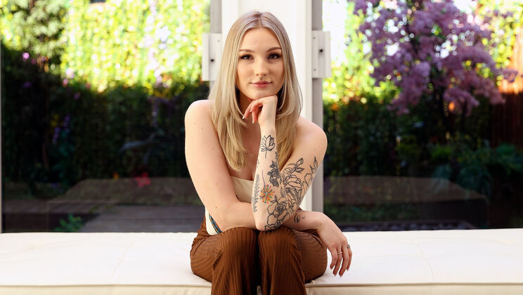 Cowgirl Syrah Cumshot Fun