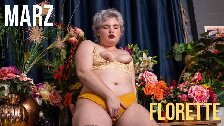 Marz - Pale and Playing with Herself