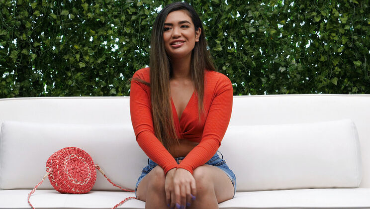 Ava's Creampie Experience