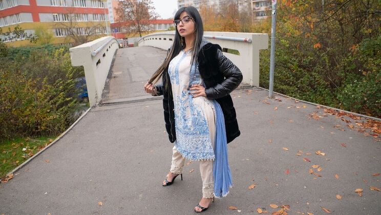 Handjob in the Pocket with Denis Marti