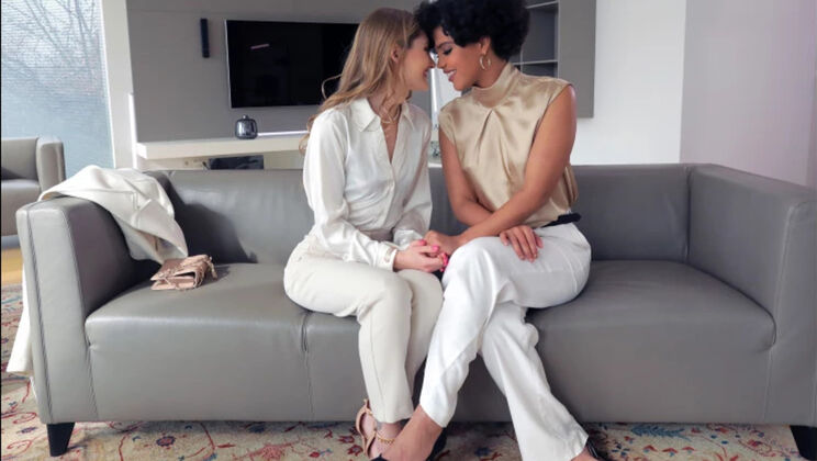 Hairy Babes Tiffany Tatum & Selva Lapiedra in Hot POV Threesome