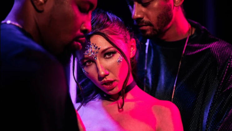 Unattached Hairy Threesome - Maya Woulfe Goes Wild