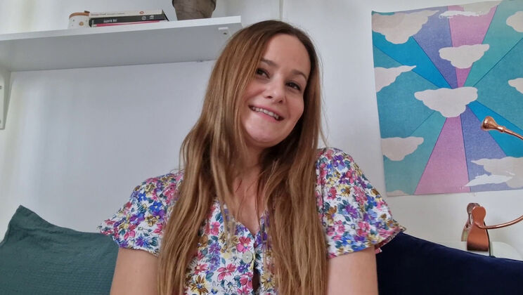 Trailer: Bottle Spin with German Babes