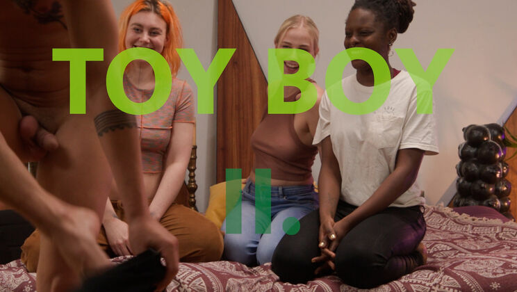 Young Toyboy Fucks Mature Women - Hot Threesome Action