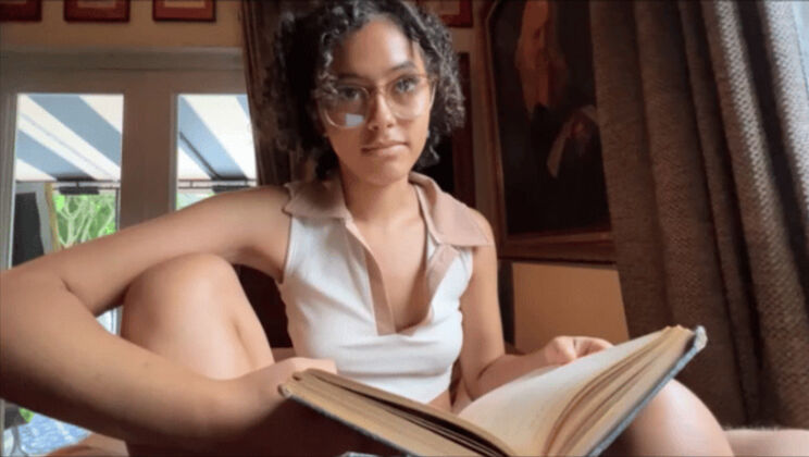 Tiny Latina Dani Diaz Shows Off Her POV Sex Skills