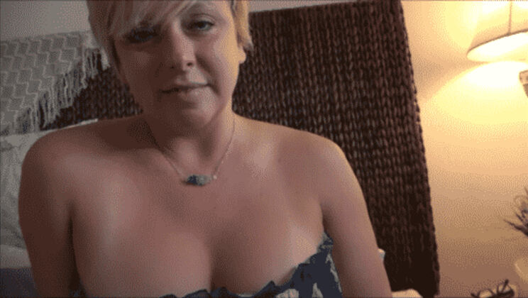 Innocent Chat with Stepmom