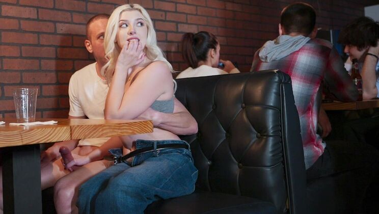 [MOFOS] - Gia Sucks and Rides with Pleasure - Gia OhMy - Joey Gray