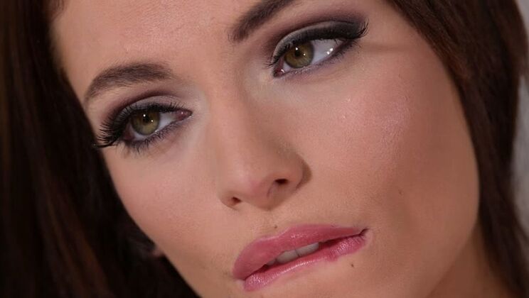 Brunette Clara Mia in lingerie sucks cock and rides on beach