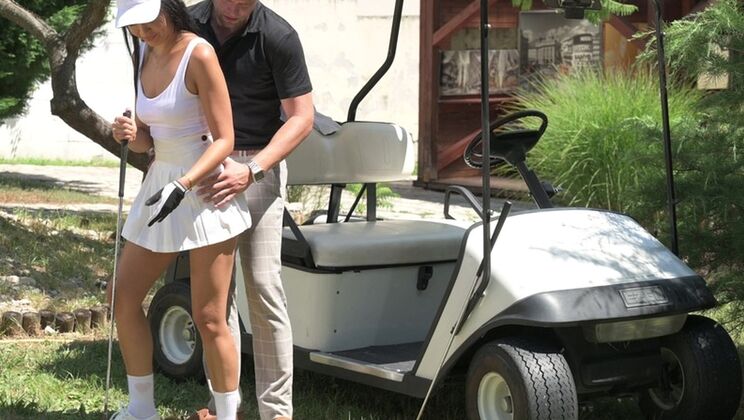 Beautiful Brunette Asia Vargas Gets Facialized in Public by Vince