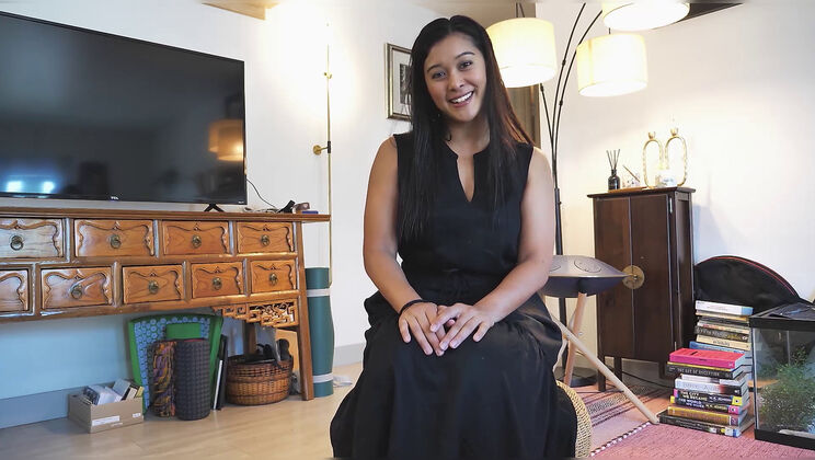 Jin's Hot English Self Pleasure Video